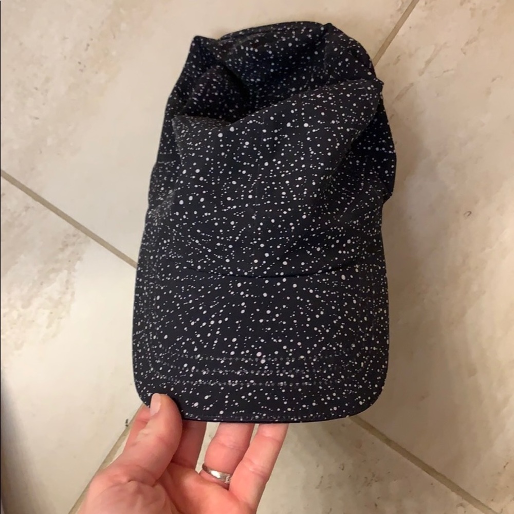 Lululemon hat